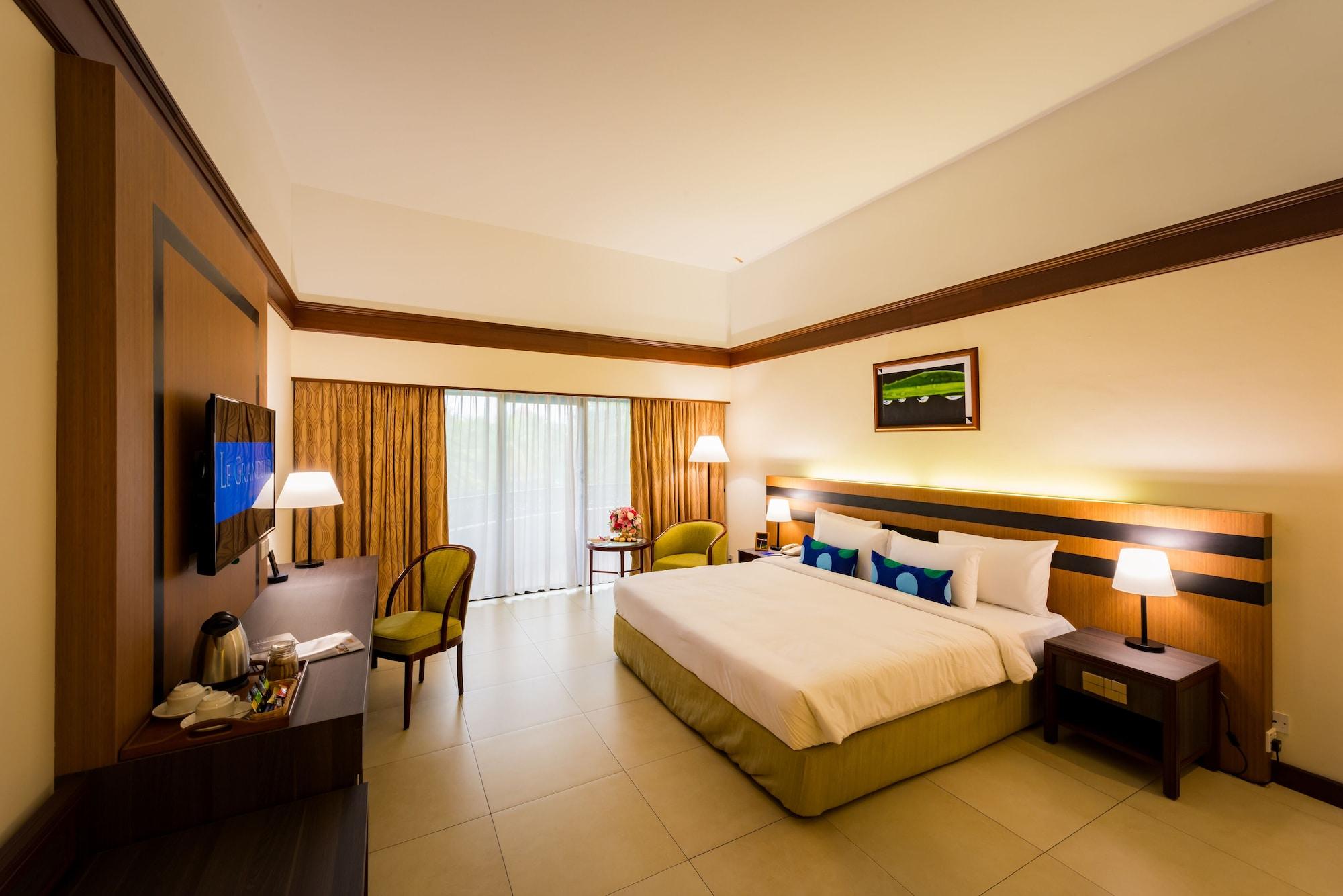 Le Grandeur Palm Resort Johor Кулаи Экстерьер фото